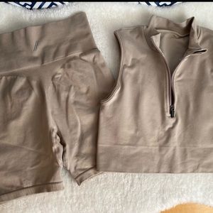 Tala Latte Hosta Shorts & Zaharia Bra